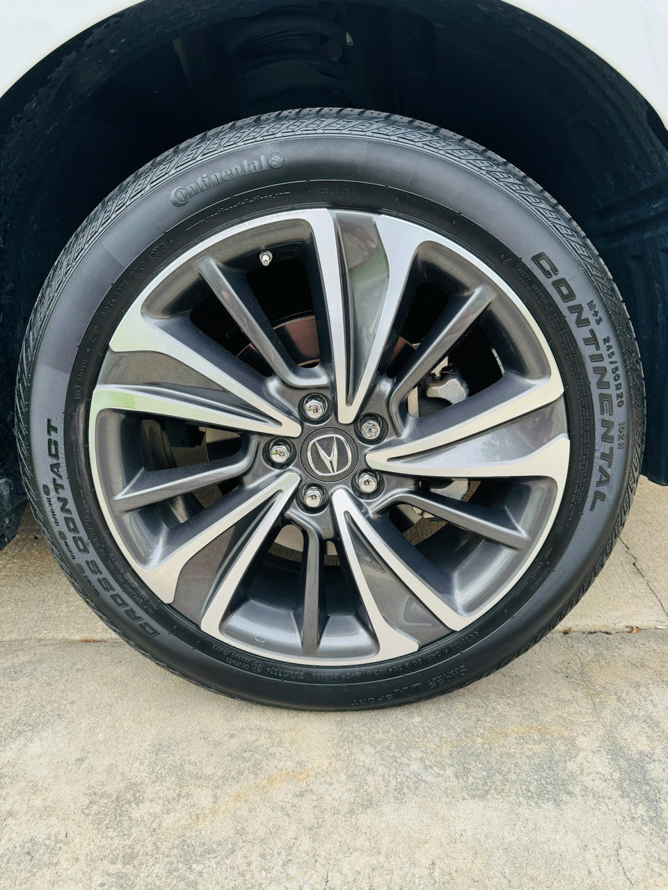 CARPRO DarkSide Tire & Rubber Sealant