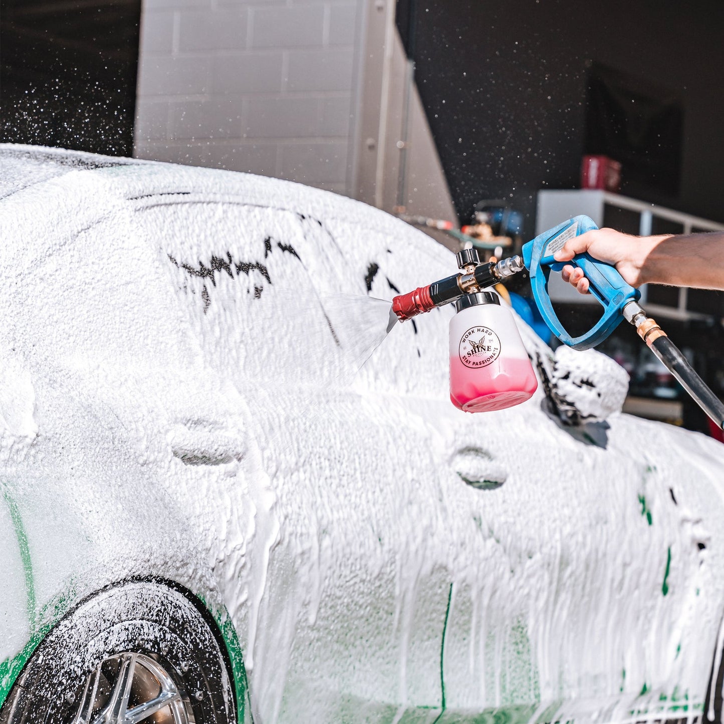 THE FOAM THROWER W/ FREE 16OZ SOAP - FOAM CANNON