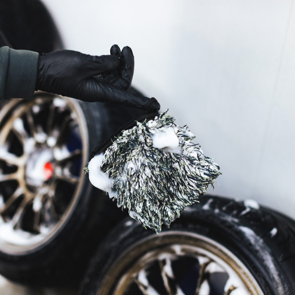 The Cyclone Ultra Wheel Mitt
