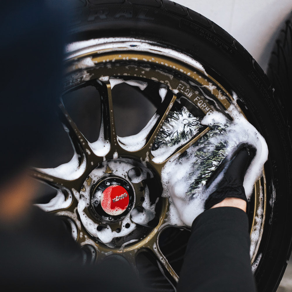 The Cyclone Ultra Wheel Mitt
